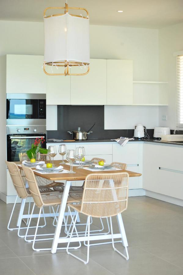 Obiches Luxury Beachfront Apartment Trou-Aux-Biches Exterior photo